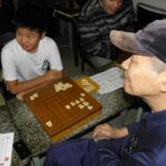 パズルの様に楽しそうに教わる子供達