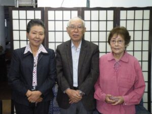 左から小田さん、山田会長、柴田さん