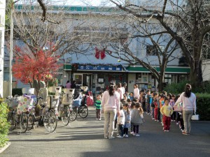 力行幼稚園の様子