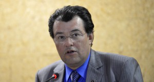 鉱山動力相のエドゥアルド・ブラガ氏（Wilson Dias/Agência Brasil）