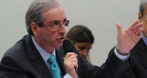 １２日のＣＰＩでのクーニャ議長（Antonio Cruz/Agência Brasil）
