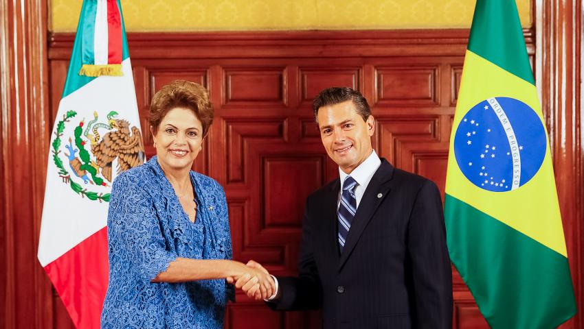 26日のジウマ大統領とメキシコのニエト大統領（Roberto Stuckert Filho/PR）