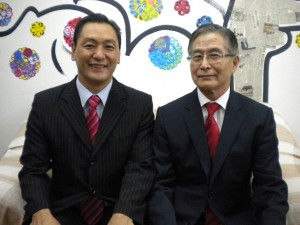 喜納会長と宮岡副会長
