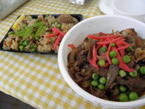 鳥取県人会の大山おこわと牛丼