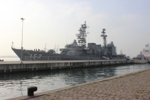 到着した艦隊（在聖総領事館提供）