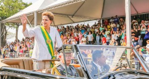 独立記念日記念式典でのジウマ大統領（Roberto Stuckert Filho/PR）