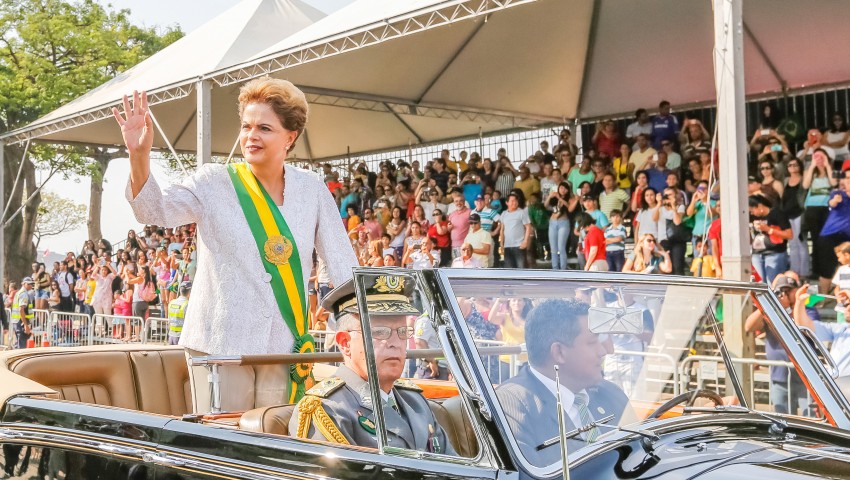 独立記念日記念式典でのジウマ大統領（Roberto Stuckert Filho/PR）