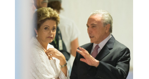 新閣僚発表時のジウマ大統領（左）テメル副大統領（右）（Lula Marques/Agencia PT）