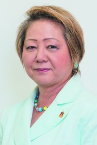 呉屋春美会長