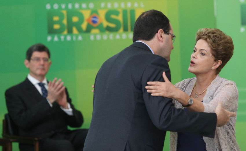バルボーザ財務相就任式でのジウマ大統領（Foto Lula Marques/Agência PT）