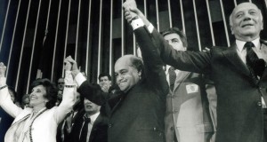 １９８５年、ＰＭＤＢのタンクレード・ネーヴェス氏が大統領選に勝利した瞬間（Célio Azevedo）