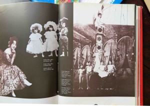 竹沢万次が足芸を披露している貴重な写真を収めた『O Circo no Brasil』