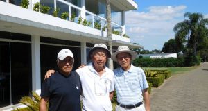 ゴルフの達人が勢ぞろい！（左から）古庄さん、長尾さん、沢田さん