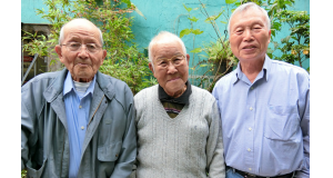 （左から）鮫島さん、森田さん、盆子原さん