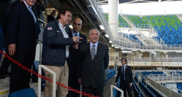 五輪施設を視察するテメル大統領代行（Tania Rego/Agencia Brasil）