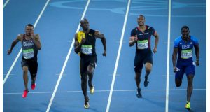 １４日のリオ五輪１００メートル走で、ボルト(左から２番目)とガトリン(右から１番目）(Ministério do Esporte)