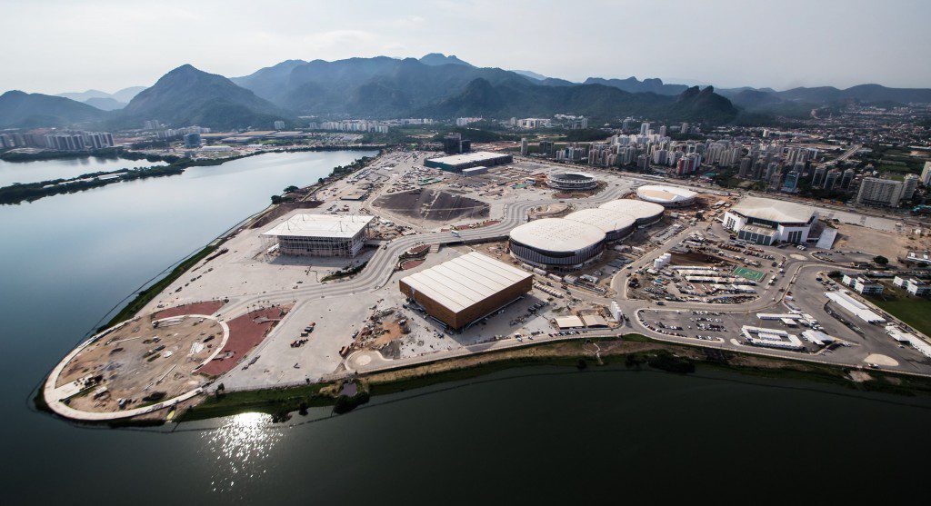 オリンピック・パークの全景。奥に風光明媚な山々が広がる（Foto: Renato Sette Câmara/Prefeitura do Rio）