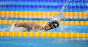 金メダルを獲得したジアスの泳ぎ(Fernando Frazão/Agência Brasil)