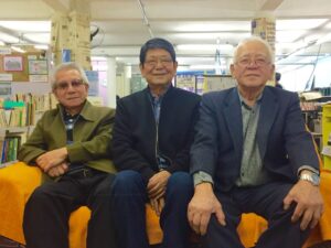 来社した仲本さん、山内さん、城間さん