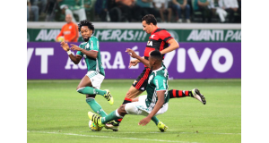 パルメイラスとフラメンゴのつばぜり合いが続く今年の全国選手権（Gilvan de Souza/Flamengo）