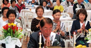 霊友会によって先没者慰霊法要が行われた