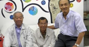 （左から）橋浦さん、石塚さん、徳力さん