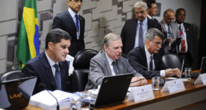 ６日の、上院経済問題審議委員会の様子（Marcos Oliveira/Agência Senado）
