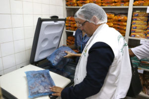 カルネ・フラッカ作戦によりＪＢＳ関連食肉加工工場に立ち入り検査が入った（参考画像 - Dênio Simões/Agência Brasília）
