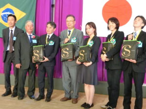 母県からの慶祝団を迎えた記念式典