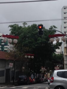 サンパウロ市リベルダーデ地区の信号（参考画像）