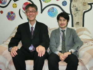 （左から）松尾さん、山さん