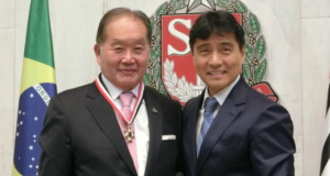 （左から）石川理事、西本州議