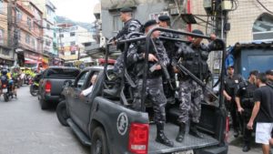 ロッシーニャでの麻薬組織と警察の戦いはなかなか終わらない（参考画像・Vladimir Platonow/Agencia Brasil）