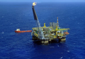 ペトロブラス社の海底油田採掘プラットフォーム（参考画像・Stéferson Faria/Ag. Petrobras）
