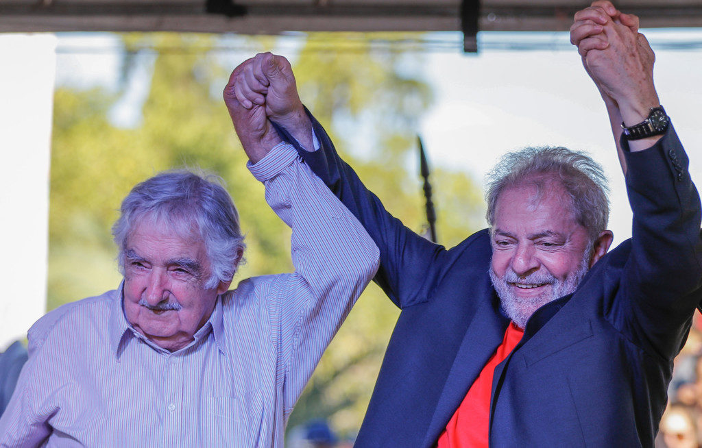 ムヒカ元ウルグアイ大統領（左）とルーラ元ブラジル大統領（Ricardo Stuckert）