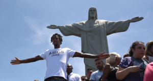 ブラジルは、豊かな観光資源を活かせば、国外からの旅行客による、ブラジル国内での支出も増え、旅行収支黒字化の可能性もある。（Gael Monfils no Cristo ©Fotojump）