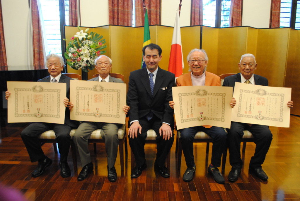 （左から）ナガサワさん、早川さん、大竹さん、新宅さん