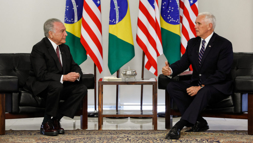 テメル、ブラジル大統領（左）と、ペンス、アメリカ副大統領（右）（Alan Santos/PR）