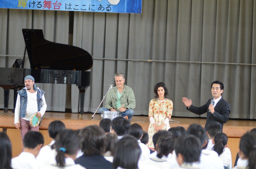 公演の様子（提供写真）