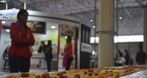 エクスポ・ピッツァリアに出品された４０メートルのピッツァ（Rovena Rosa/Agencia Brasil）