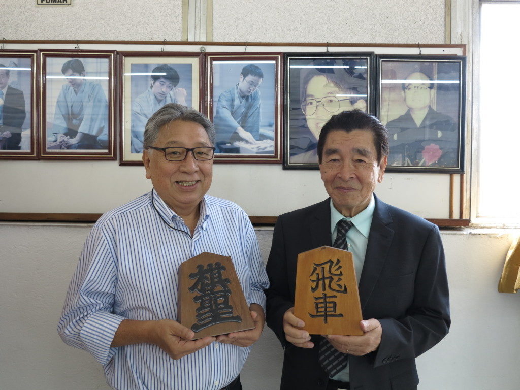 参加を呼びかける高木社長と吉田会長（左から）