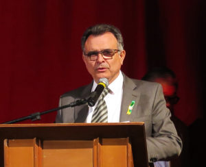 サンジョアン・ダ・ボア・ヴィスタ市のヴァンデルレイ・ボルゲス・デ・カルヴァーリョ市長