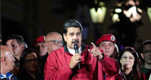 国内外の反対を押し切って行った制憲議会の議員選挙の成功を祝うマドゥーロ大統領（2017/07/30、Governo da Venezuela）