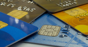 ブラジルでは、クレジットカードによる債務不履行が多い（参考画像・Marcos Santos/USP Imagens）