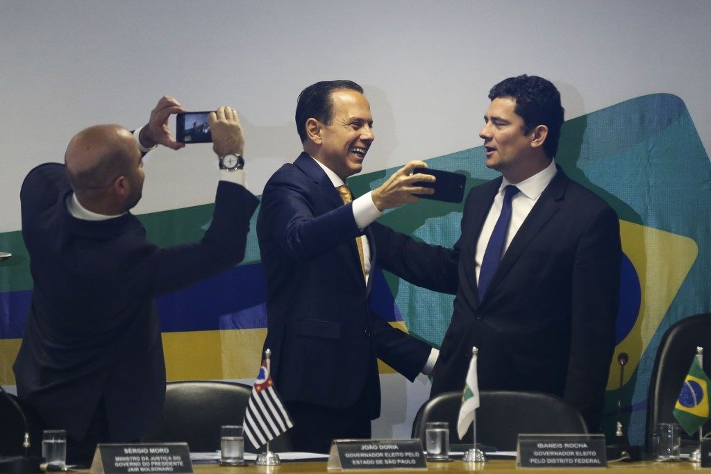 １３日の知事会合でのモロ氏（José Cruz/Agência Brasil）