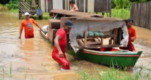 アクレ州で起きた洪水の一こま（Divulgação/Governo do Acre）