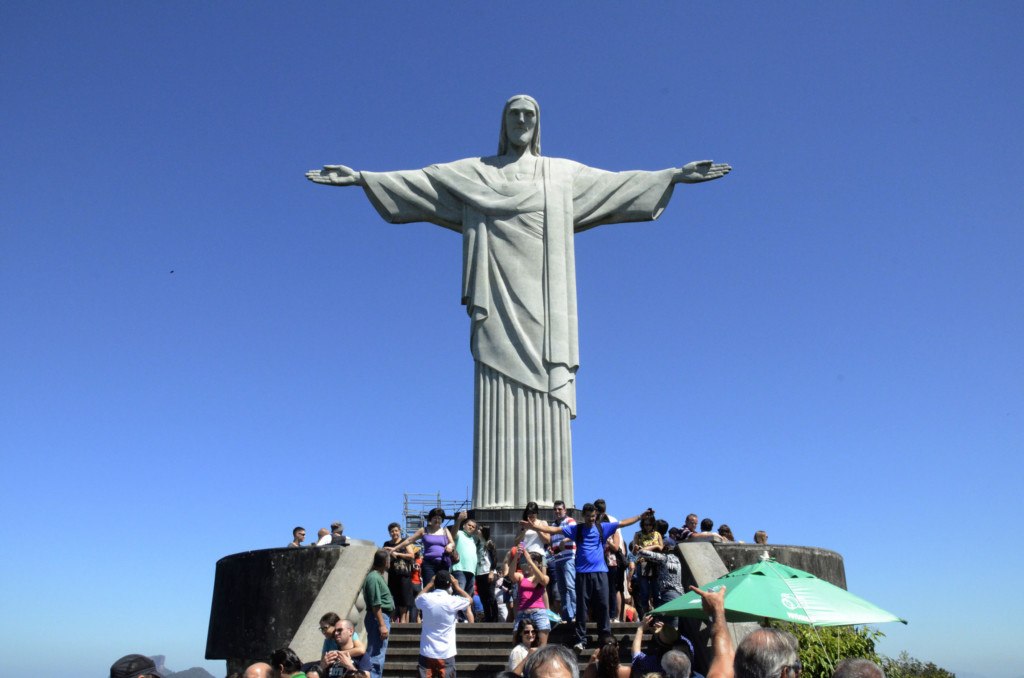 リオ コルコバード登山道で強盗事件 邦人含む４０人が被害に ブラジル知るならニッケイ新聞web