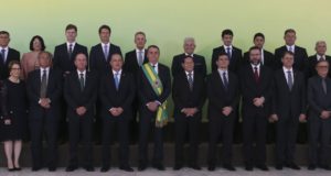 新しく就任した内閣（Foto Valter Campanato/Agência Brasil）
