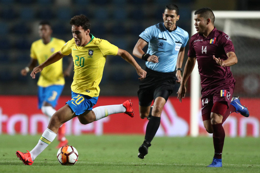 ６カ国総当りの最終ラウンドで１分１敗の最下位となり、Ｕ２０Ｗ杯出場に黄色信号が灯ったブラジル代表(Lucas Figueiredo)