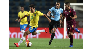 ６カ国総当りの最終ラウンドで１分１敗の最下位となり、Ｕ２０Ｗ杯出場に黄色信号が灯ったブラジル代表(Lucas Figueiredo)